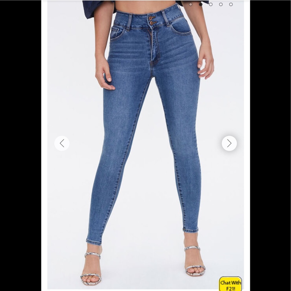 Curvy Fit High Rise Jeans - Picture 2 of 9